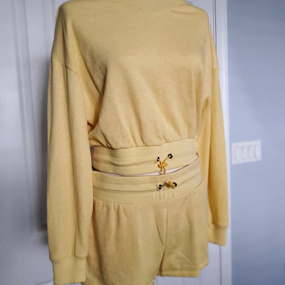 SET Flirtitude Terry Cotton Long Sleeved Top & Short Set YELLOW